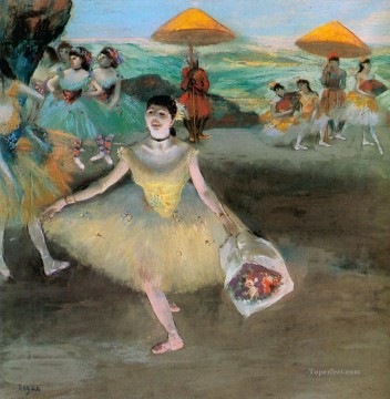Edgar Degas Painting - Bailarina con un ramo inclinado 1877 Edgar Degas